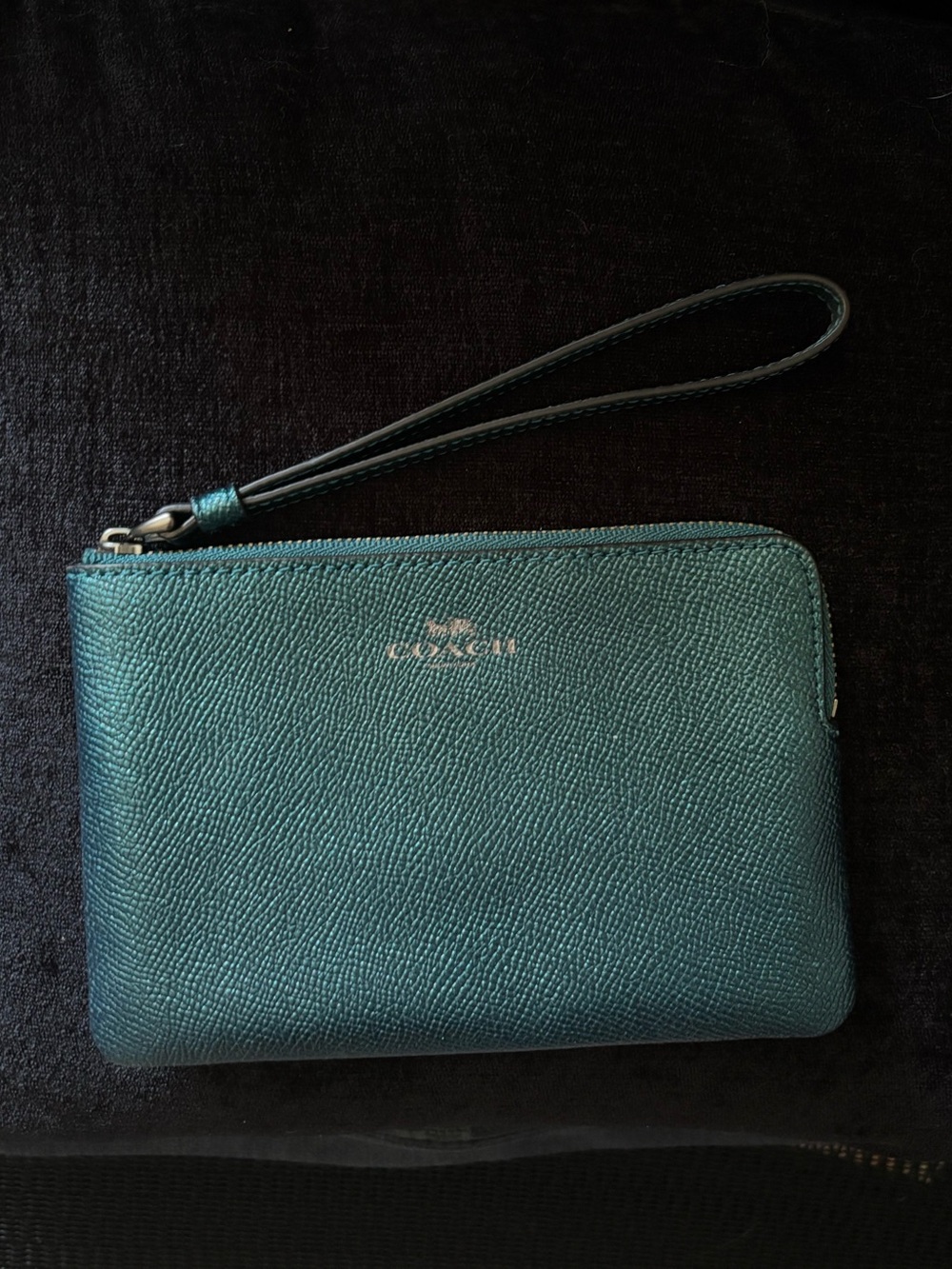 Coach Corner Zip Wristlet in Metallic Teal NWOT